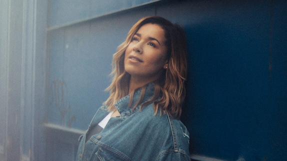 Chimène Badi se confie sur son nouvel album