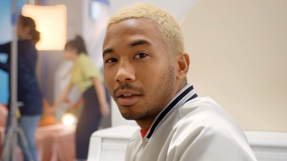 Toro y Moi à la cool pour "Ordinary Pleasure"