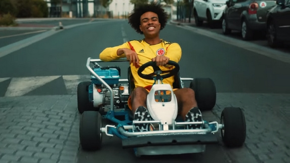 Gambi cartonne avec "Hé oh"