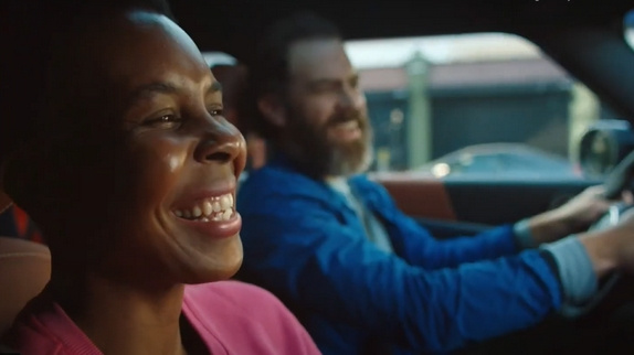 Musique de la pub Mini : qui chante ?