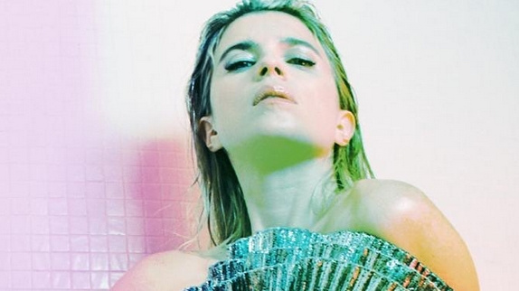 Hollysiz de retour : le clip !