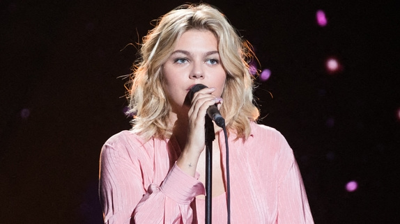 Louane dévoile son nouveau single "Tornade"