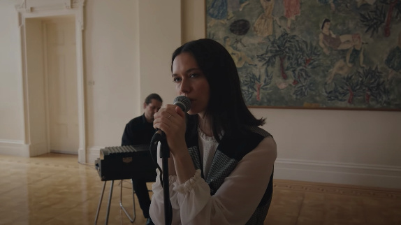 Ghostly Kisses : "Green Book" avant l'album