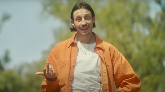 Roméo Elvis de retour : un clip et un album !