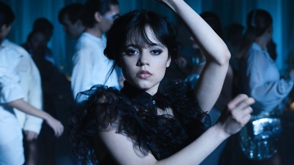 Mercredi : un titre cartonne grâce à la série !