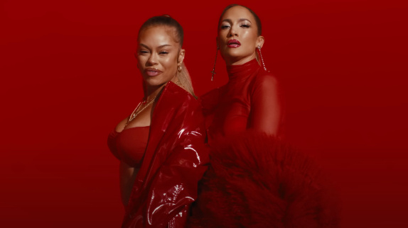 Jennifer Lopez invite Latto dans son clip