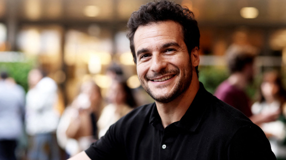 Amir bientôt star d'une série sur TF1 !