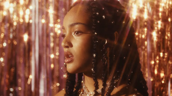 Candice : son premier clip après la "Star Ac'