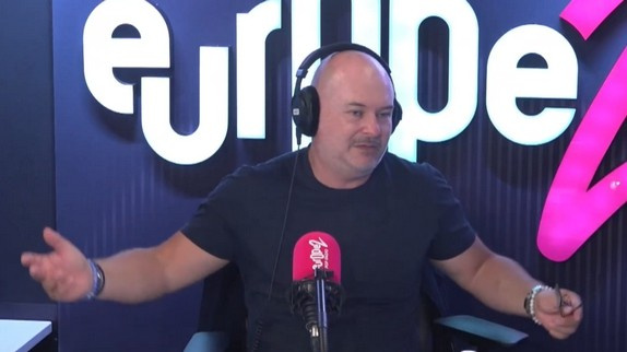 Cauet atomise les Victoires de la Musique