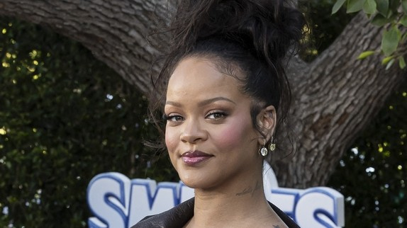Rihanna : sa chanson pour les Schtroumpfs fait polémique