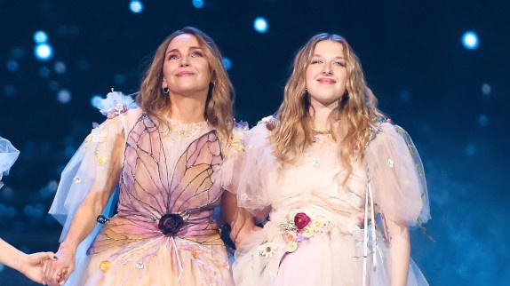 Trop d'artistes de la Star Ac aux Enfoirés ?