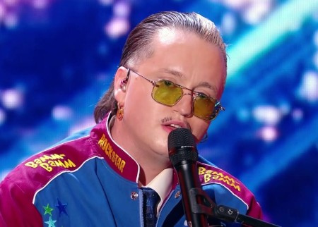 Antoine Delie bouleverse dans "Incroyable talent"