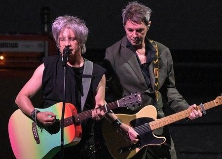 Indochine sur TMC : les fans mécontents du concert