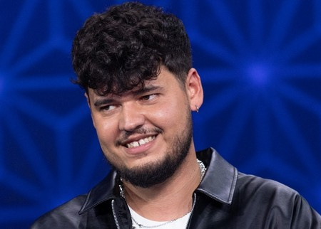 Joseph Kamel change de style sur "Crash"