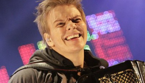 Michel Teló en interview