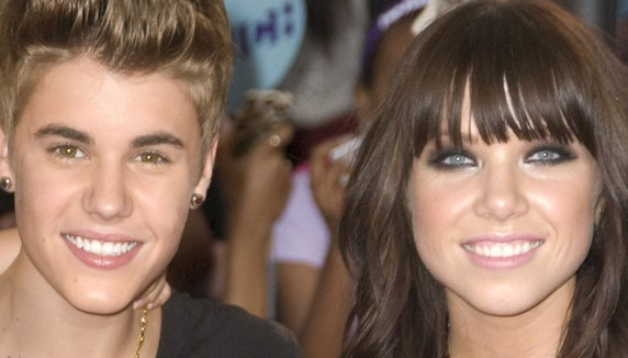Carly R. Jepsen annonce un duo avec J. Bieber