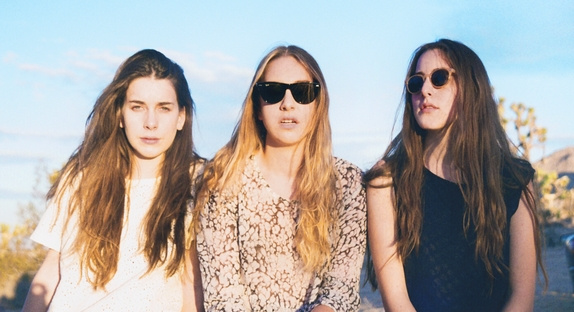 Haim dévoile son nouveau single "The Wire"
