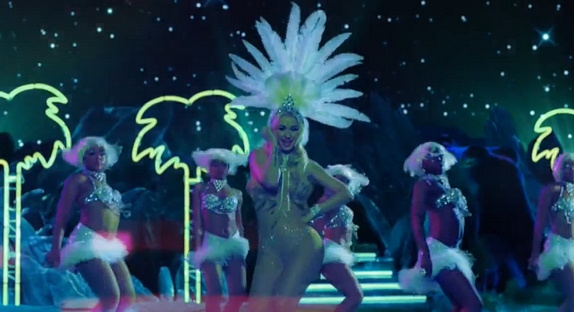 Iggy Azalea sexy dans le clip "Change Your Life"