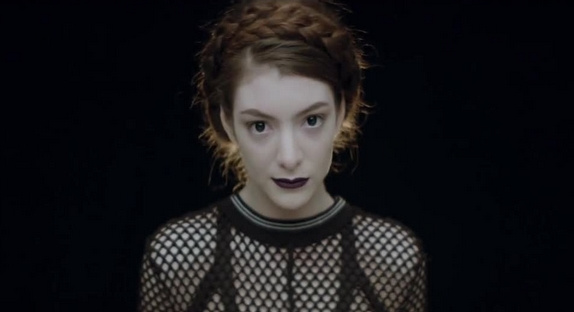 Lorde balance sur Taylor Swift puis s'excuse