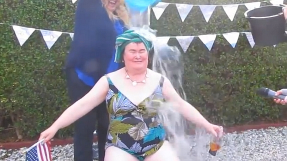 Susan Boyle moquée pour son Ice Bucket Challenge