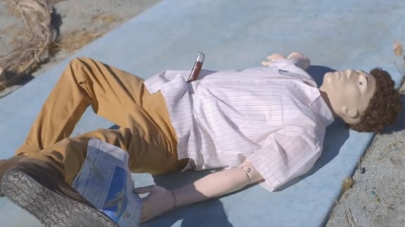 Metronomy : le clip WTF "Night Owl"