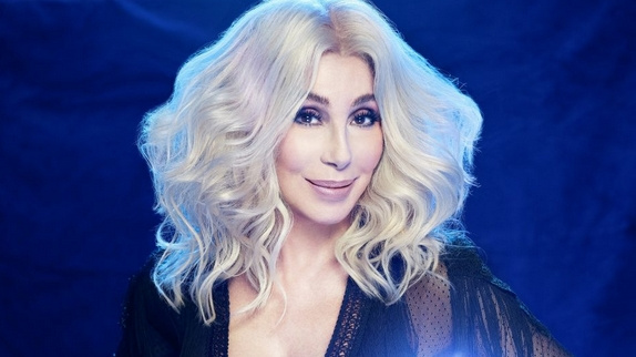 Cher reprend "SOS" d'ABBA : écoutez !