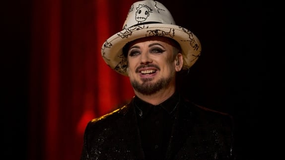 Boy George "ému" par son biopic
