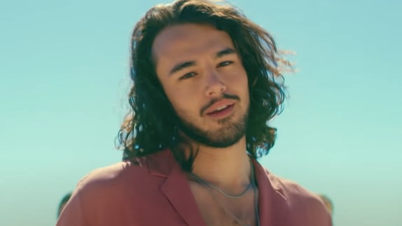 Anthony Colette se lance dans la chanson