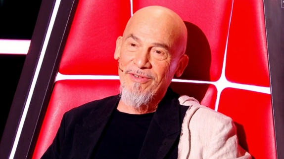 Florent Pagny le crâne rasé dans "The Voice"