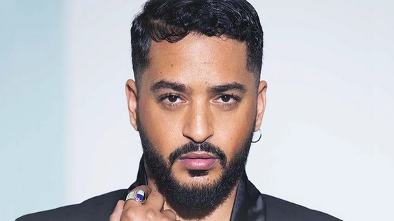 Slimane : "Versus" a failli ne jamais exister