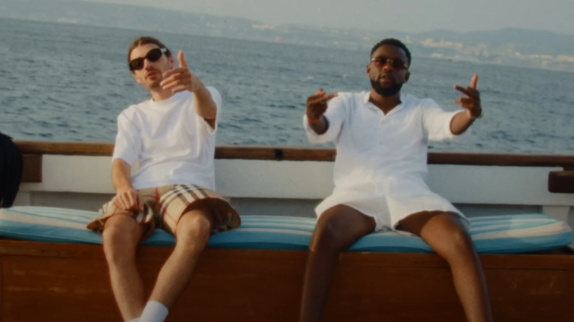 Lujipeka : son nouveau clip avec Guy2Bezbar !