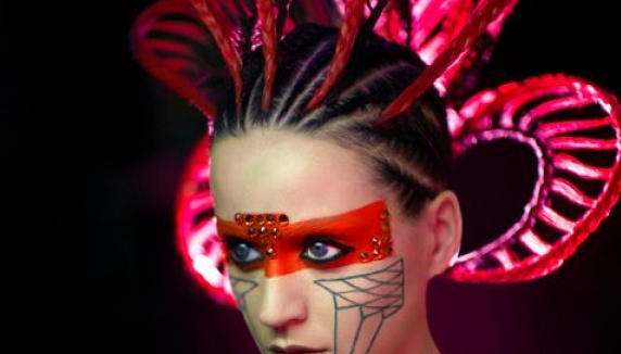 Katy Perry revisite "E.T" pour son nouveau clip