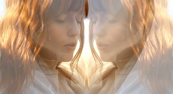 Florence + The Machine se met à l'heure du soleil