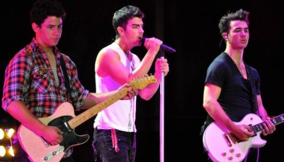 Jonas Brothers : un album prévu fin 2012 ?