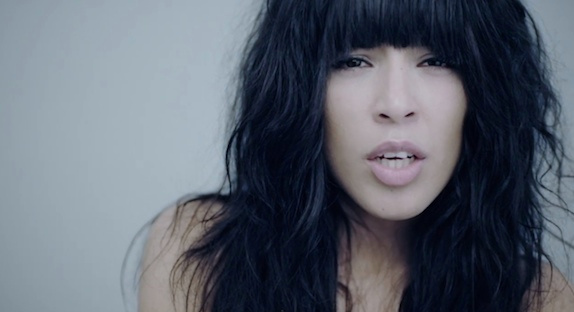 Loreen en guerre dans le clip "We Got the Power"