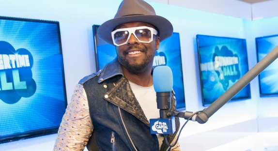 YouTube : will.i.am poursuit Pharrell Williams