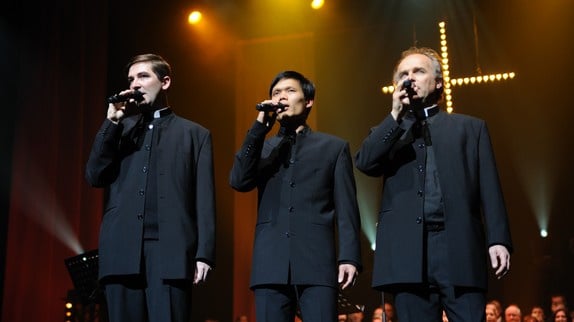 Les Prêtres : un 3ème et dernier album le 7 avril