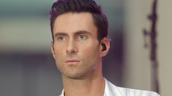 Tops US : Maroon 5 chute, Taylor Swift remonte