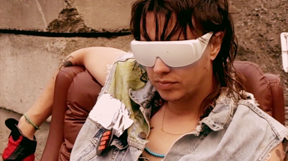 Julian Casablancas : le clip fou "Human Sadness"