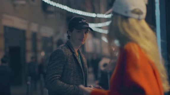 Grégoire : le clip "Une lettre" en exclusivité