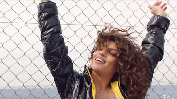 Tal dévoile le clip de "Mondial"