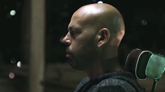 Sinik de retour : regardez le clip "Le réveil"