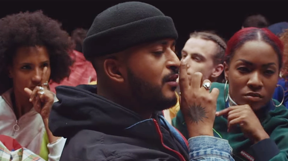 Slimane entre dans la danse avec "Nous deux"