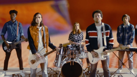 Metronomy  : le clip miniaturisé de "Lately"