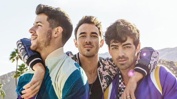 Les Jonas Brothers signent un record