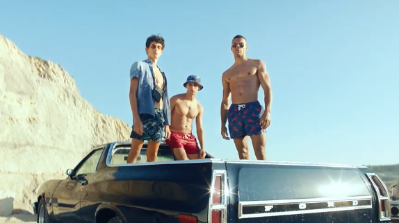 Musique de la pub Celio : qui chante ?