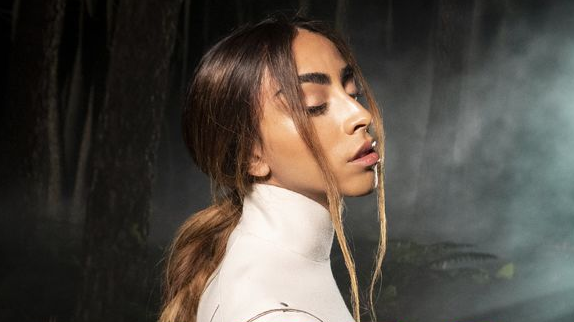 Bilal Hassani s'engage avec "Tom"