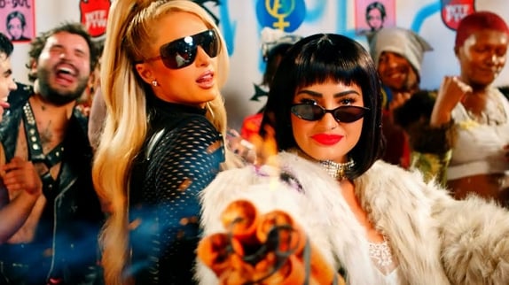 Demi Lovato se rebelle dans "Substance"