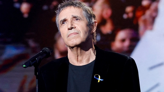 Julien Clerc : son appel pour les Restos du Coeur