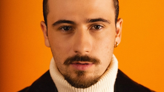 Top Albums : Gazo détrône Pierre Garnier